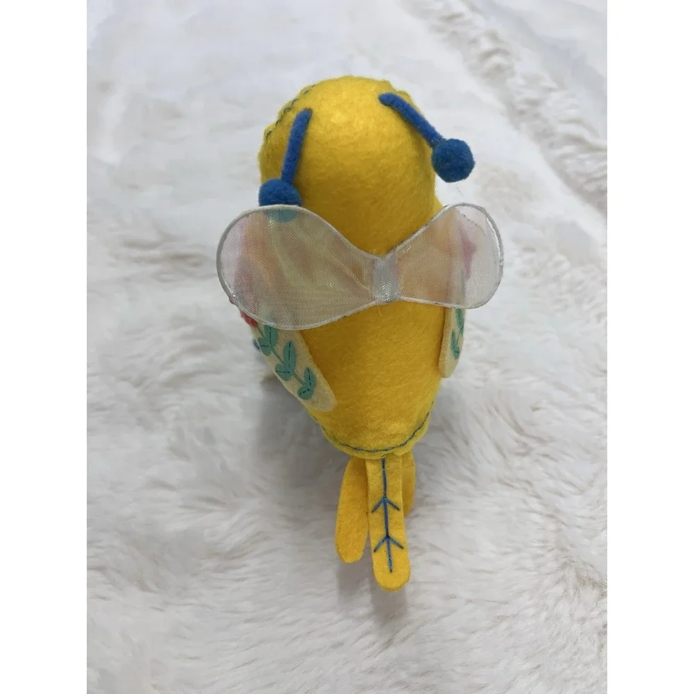 2021 Target Spritz Featherly Friends Spring BEE Easter Bird BEEZY